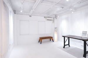 【心斎橋駅4分】アパレルのポップアップストアに最適な白を基調としたギャラリー