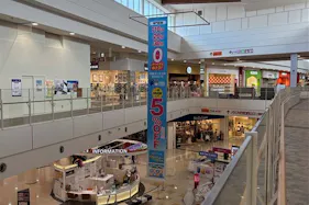 【イオンモール大牟田】モール内広告 大型バナー