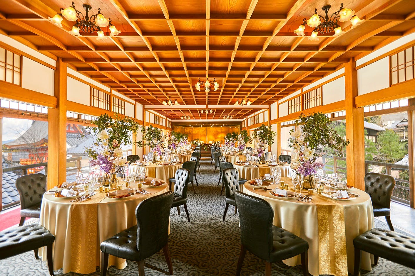 【祇園四条駅5分】撮影やクローズドイベントにご利用可能な格子細工が天井を彩るイベントスペース