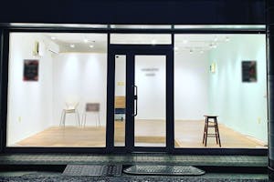 【石川町駅1分】アート展示やポップアップストアに最適なガラス張りでお洒落なレンタルギャラリー