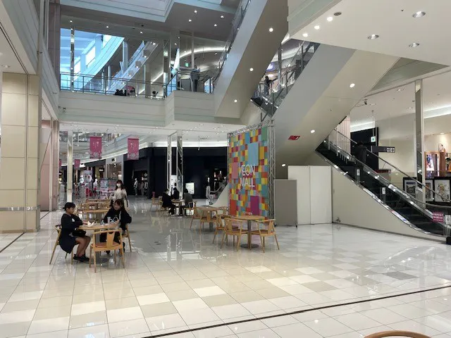 【イオンモール旭川西】グリーンコート