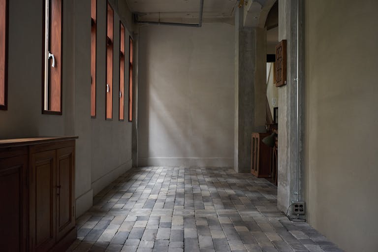 【中之島駅7分】登録有形文化財の近代建築をリノベーションした展示スペースの画像3