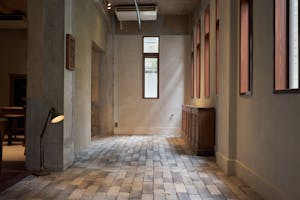 【中之島駅7分】登録有形文化財の近代建築をリノベーションした展示スペース