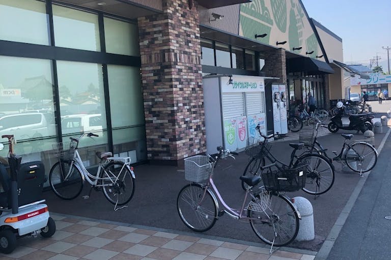 【フレスタ北吉津店】キッチンカーに利用可能な店頭スペースの画像1