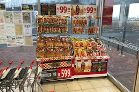 【西友 古里店】風除室 プロモーション用途や物販、食物販のポップアップストアに最適なスーパー店内催事イベントスペース