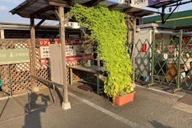 【ユニディ川口店】店舗正面屋外(高さ2.4mまで) プロモーションや食物販での出店に最適な屋外催事イベントスペース