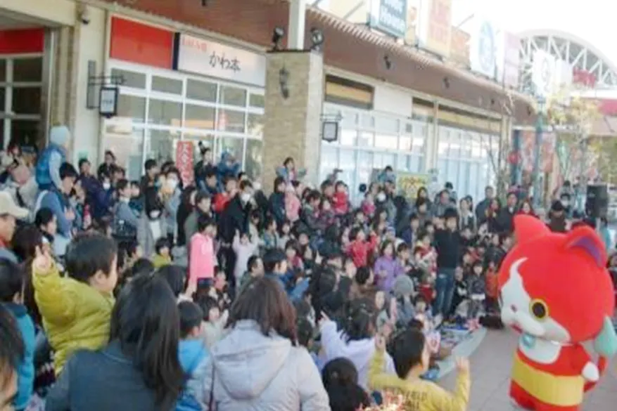 【イオンタウン周南/セントラルコート】大型プロモーションイベントや展示会、マルシェ等に最適な敷地内中央のメイン動線上にある大型屋外スペース