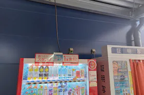 【スーパーセンタートライアル三木店】【ポーチ横:左側】食物販の出店が可能なトライアルマルシェ(キッチンカー/テント・スペース)