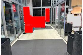 【西友 南葛西店】1F風除室 プロモーション用途や物販、食物販のポップアップストアに最適なスーパー店内催事イベントスペース