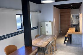 【池ノ上駅10分】飲食ポップアップに最適な飲食設備が充実した路面スペース