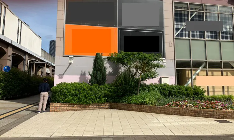 【三井アウトレットパーク 幕張】A-SITE 駅側イベントスペースの画像