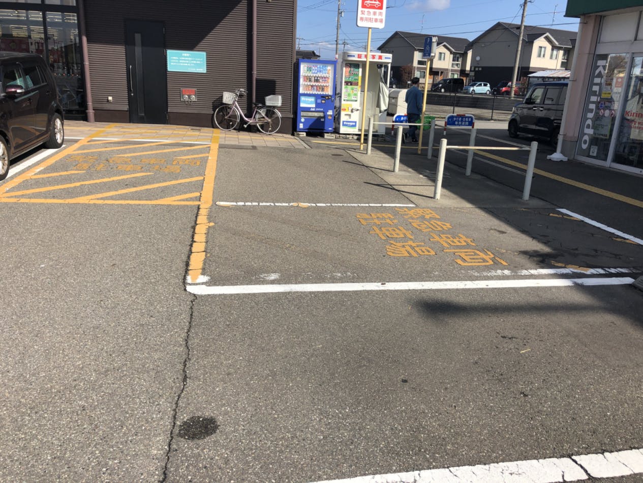 【フレスポ小松】販促プロモーションやキッチンカー等の物販イベント利用が可能なアルビス・キリン堂の間のスペース