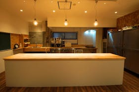 【堺筋本町5分】セミナーやワークショップ、クローズドイベントに最適なキッチン完備のイベントスペース