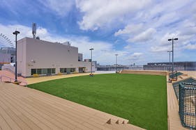 【横浜ワールドポーターズ】【イベント広場】屋上ルーフトップワールド
