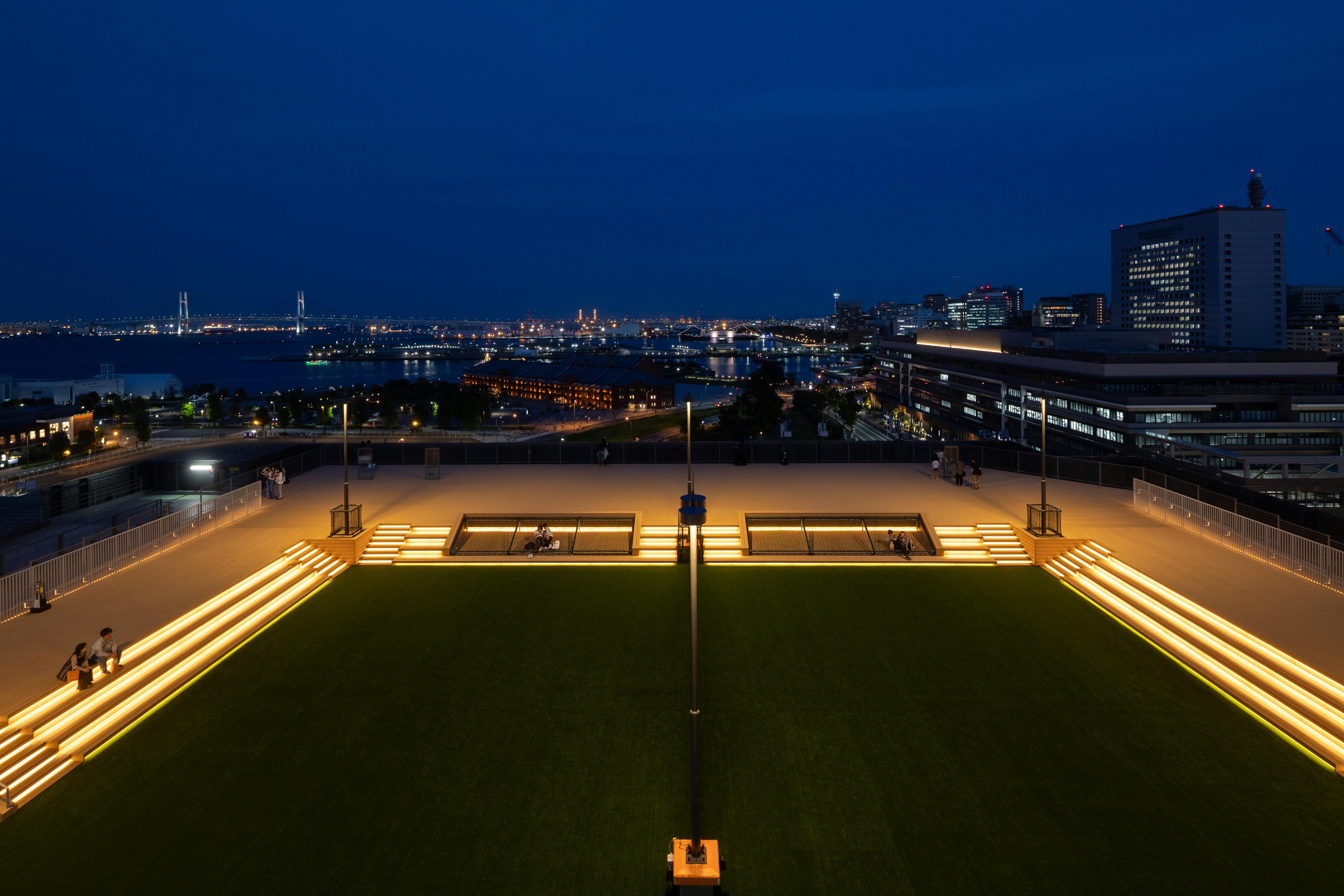 【横浜ワールドポーターズ】【イベント広場】屋上ルーフトップワールド