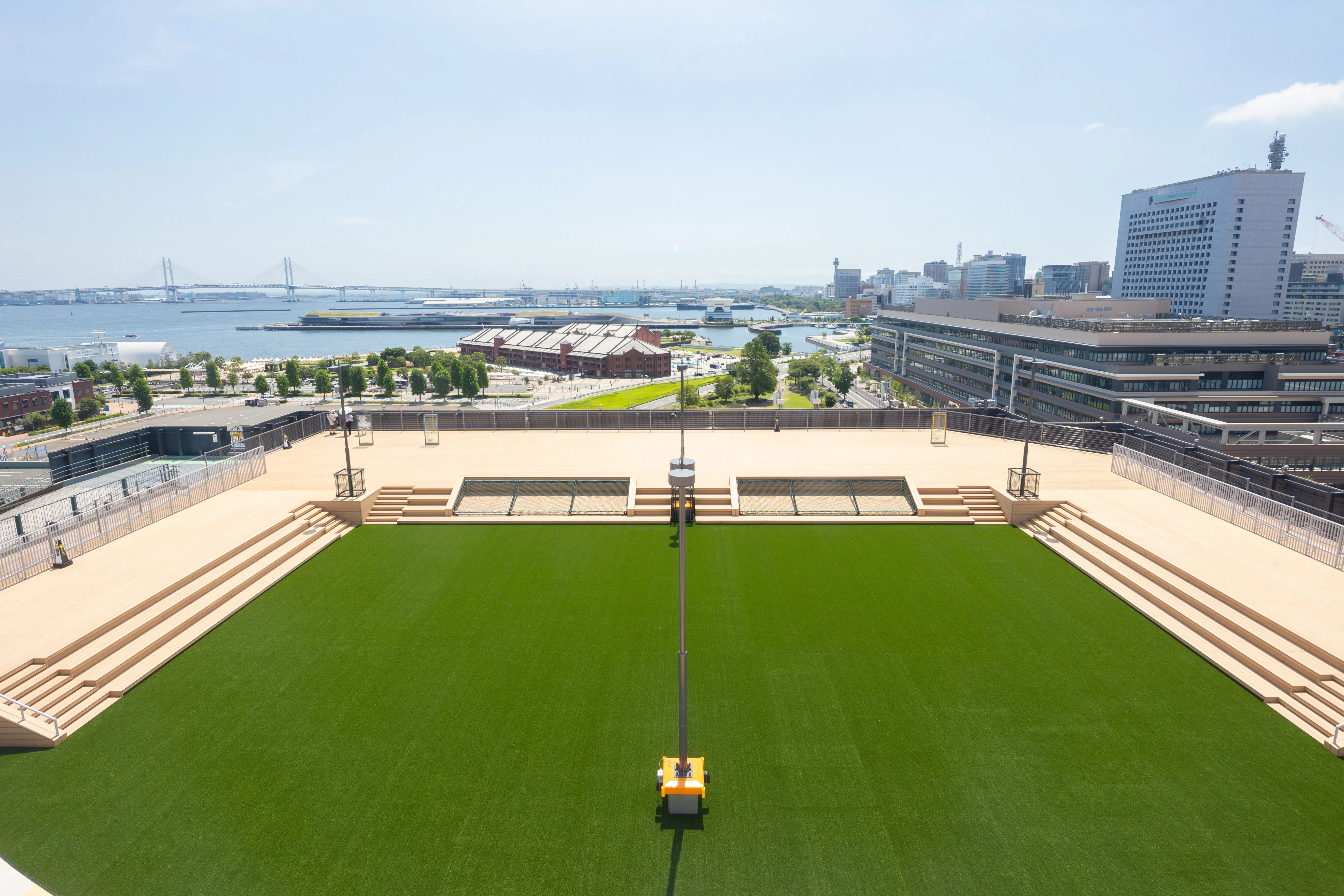 【横浜ワールドポーターズ】【イベント広場】屋上ルーフトップワールド