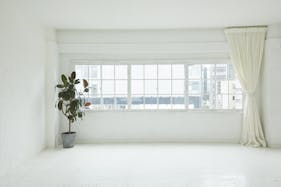 【外苑前駅1分】自然光あふれるシンプルモダンなスペース