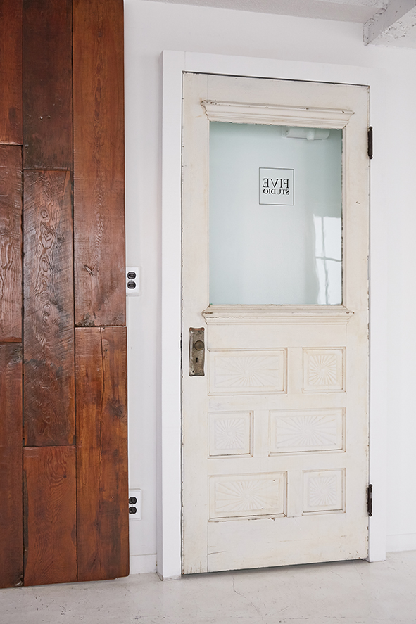 【外苑前駅1分】自然光あふれるシンプルモダンなスペース