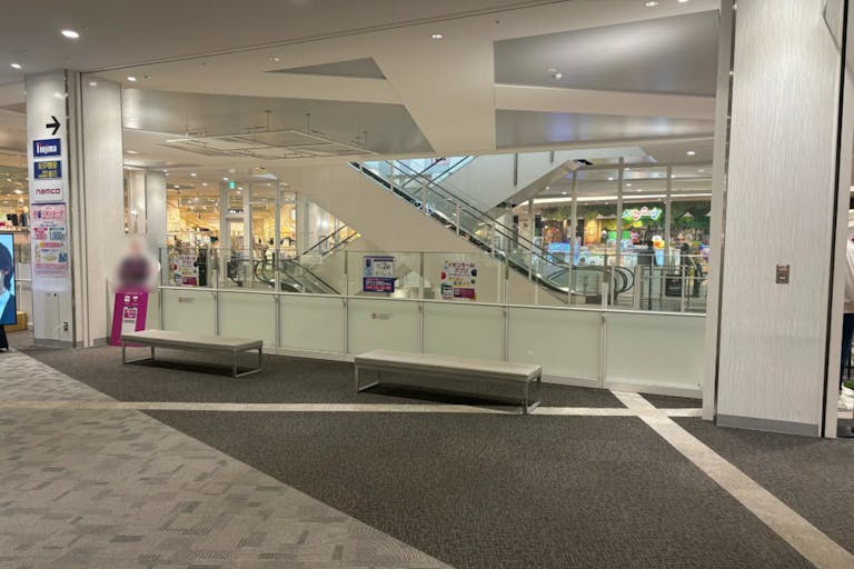 【イオンモール座間】3階サウスコート吹き抜け(専門店側)の画像1