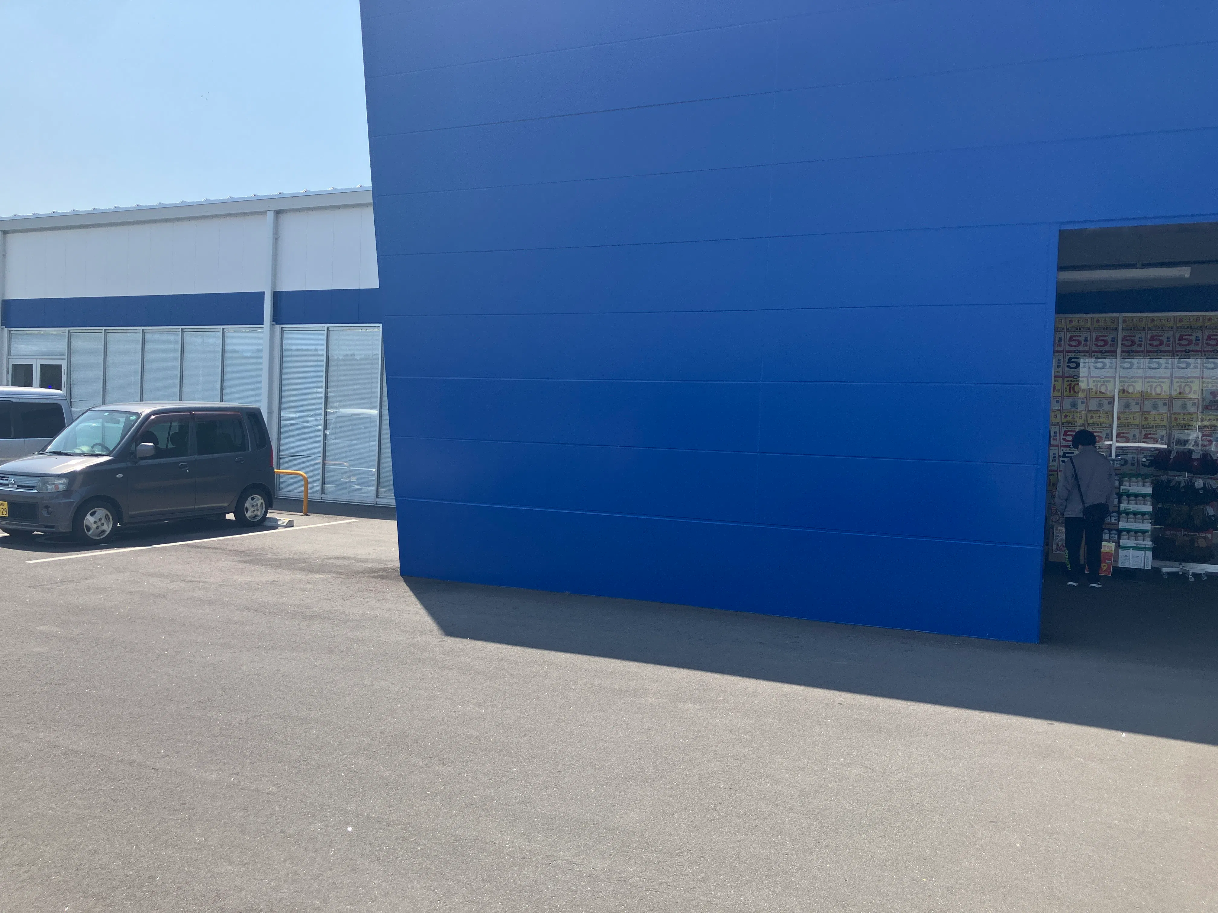 【スーパーセンタートライアル利府店】キッチンカー（調理営業）出店限定/屋外　Ⓐキッチンカースペース【入口正面左側】