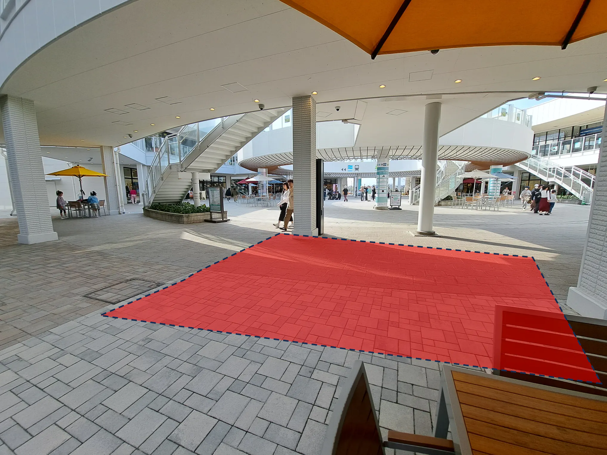 【イオンレイクタウンアウトレット】2nd Ave.1F(ナノ・ユニバース前)