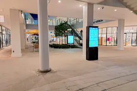 【イオンレイクタウンアウトレット】2nd Ave.1F(ナノ・ユニバース前)