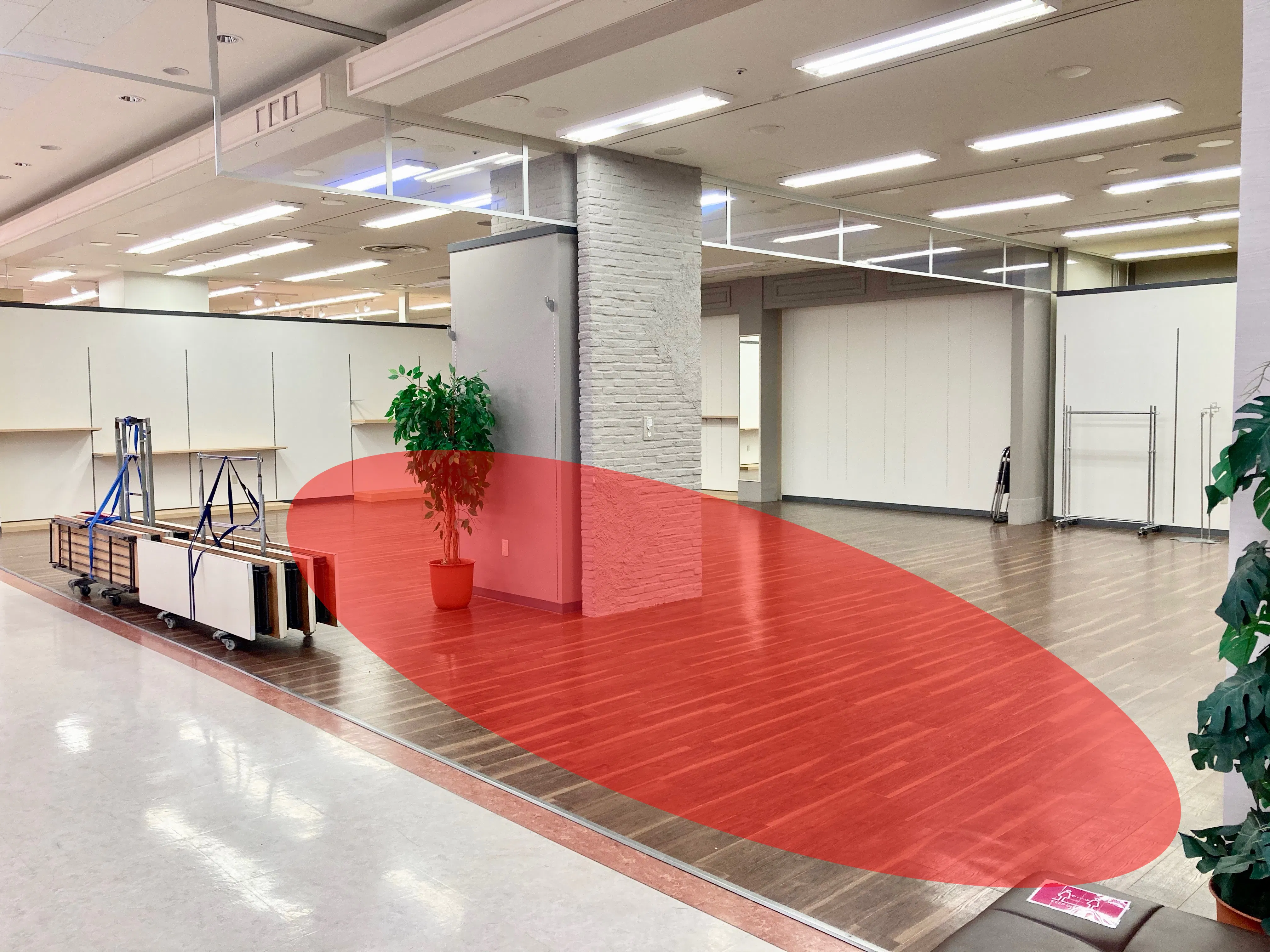 【イオン茅ヶ崎中央】展示会やポップアップストアに適したショッピングモール2階にあるバックヤード付のイベントスペース