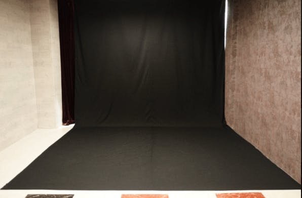 【なんば駅5分】展示会や撮影に適したモダンでシックな雰囲気のスタジオスペース