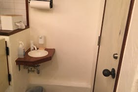 【千歳船橋駅5分】展示会やワークショップに最適な充実の備品・什器で使い勝手が良い路面スペース