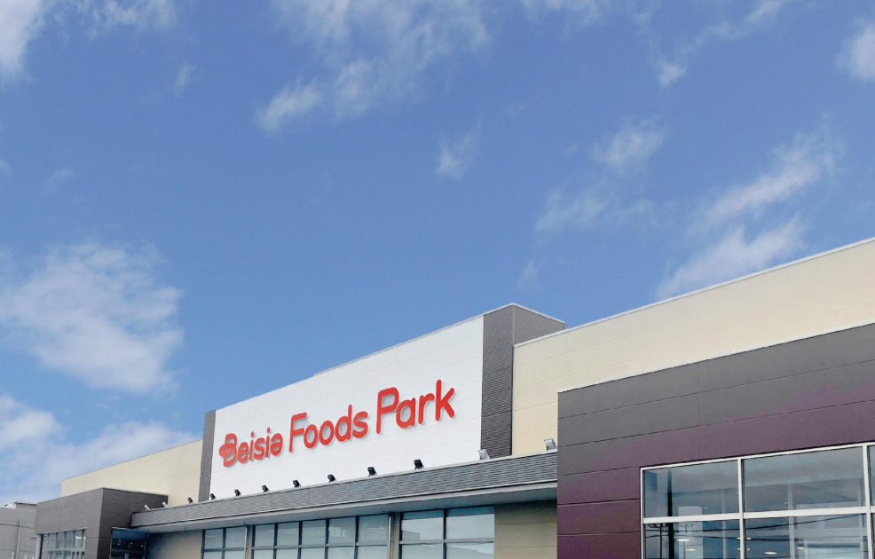 【ベイシア Foods Park 館山店】青果側入口前スペース　販促プロモーションに最適なスーパー店内催事イベントスペース