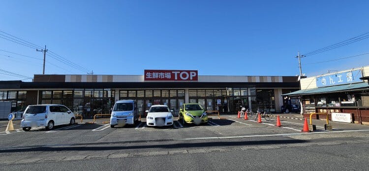 【生鮮市場TOP行田】プロモーションイベントに利用可能なスーパーの中央スペース(軒なし)の画像