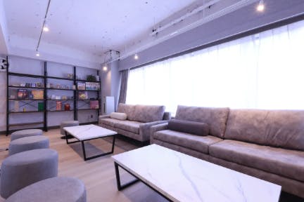 【東新宿駅1分】セミナーや会議に最適な駅チカでアクセス抜群なイベントスペース