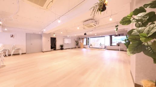 【東新宿駅1分】セミナーや会議に最適な駅チカでアクセス抜群なイベントスペース