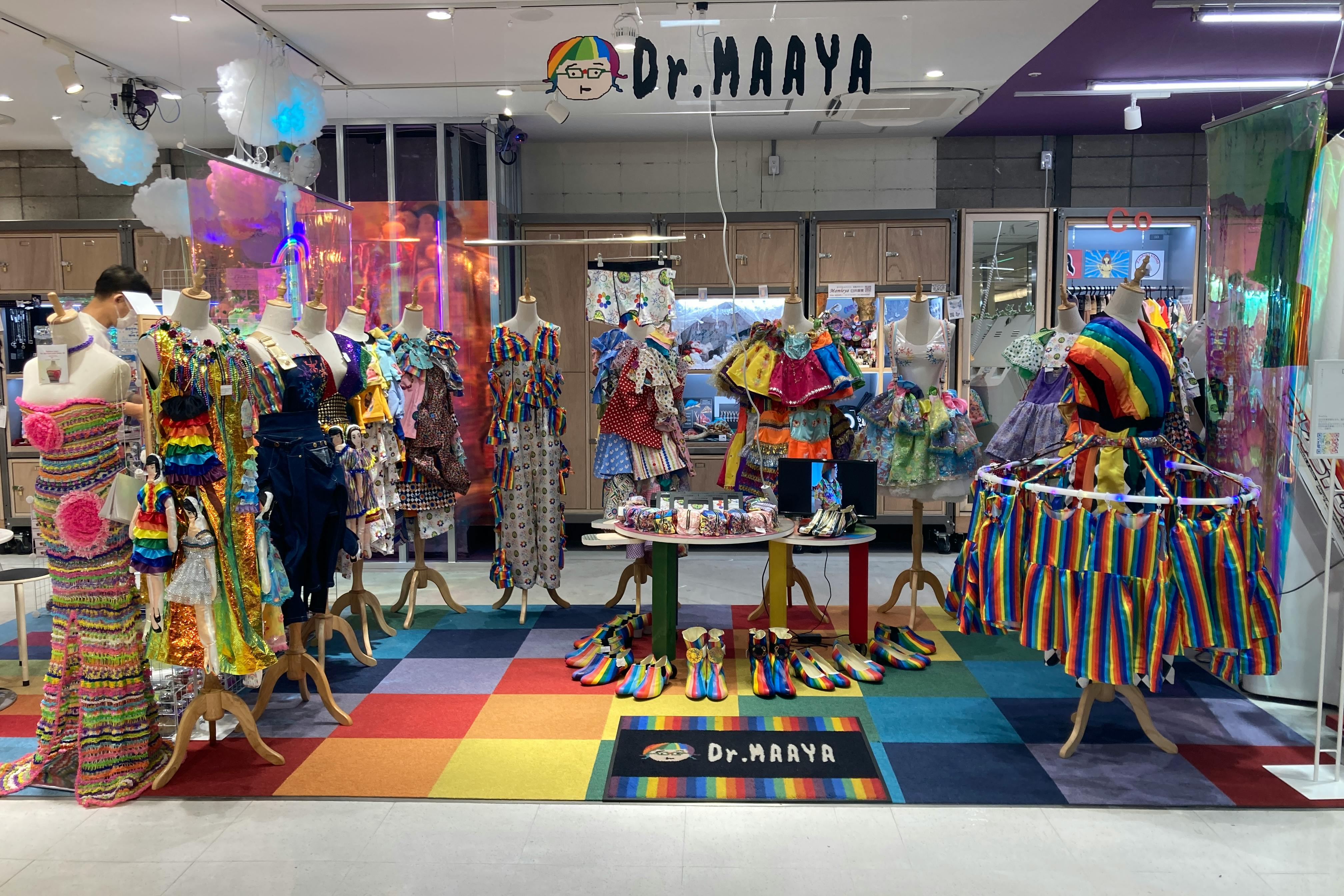 【ラフォーレ原宿/明治神宮前駅1分】愛と狂気のマーケット ポップアップストアや展示、PRイベントに最適、販売スタッフ不要なイベントスペース(スペース中)