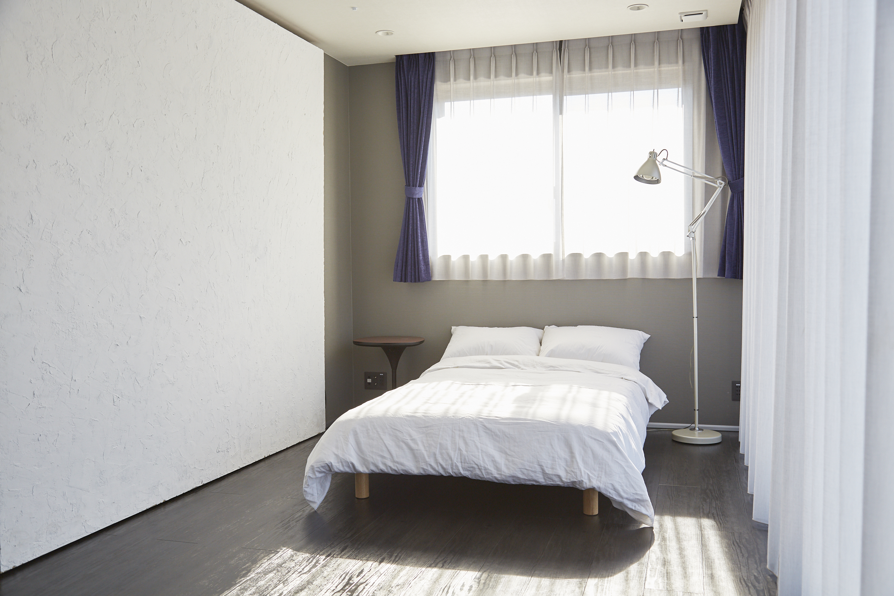 【北参道駅3分｜割引キャンペーン中】撮影やアパレル展示会に最適なモダンな雰囲気のハウススタジオ