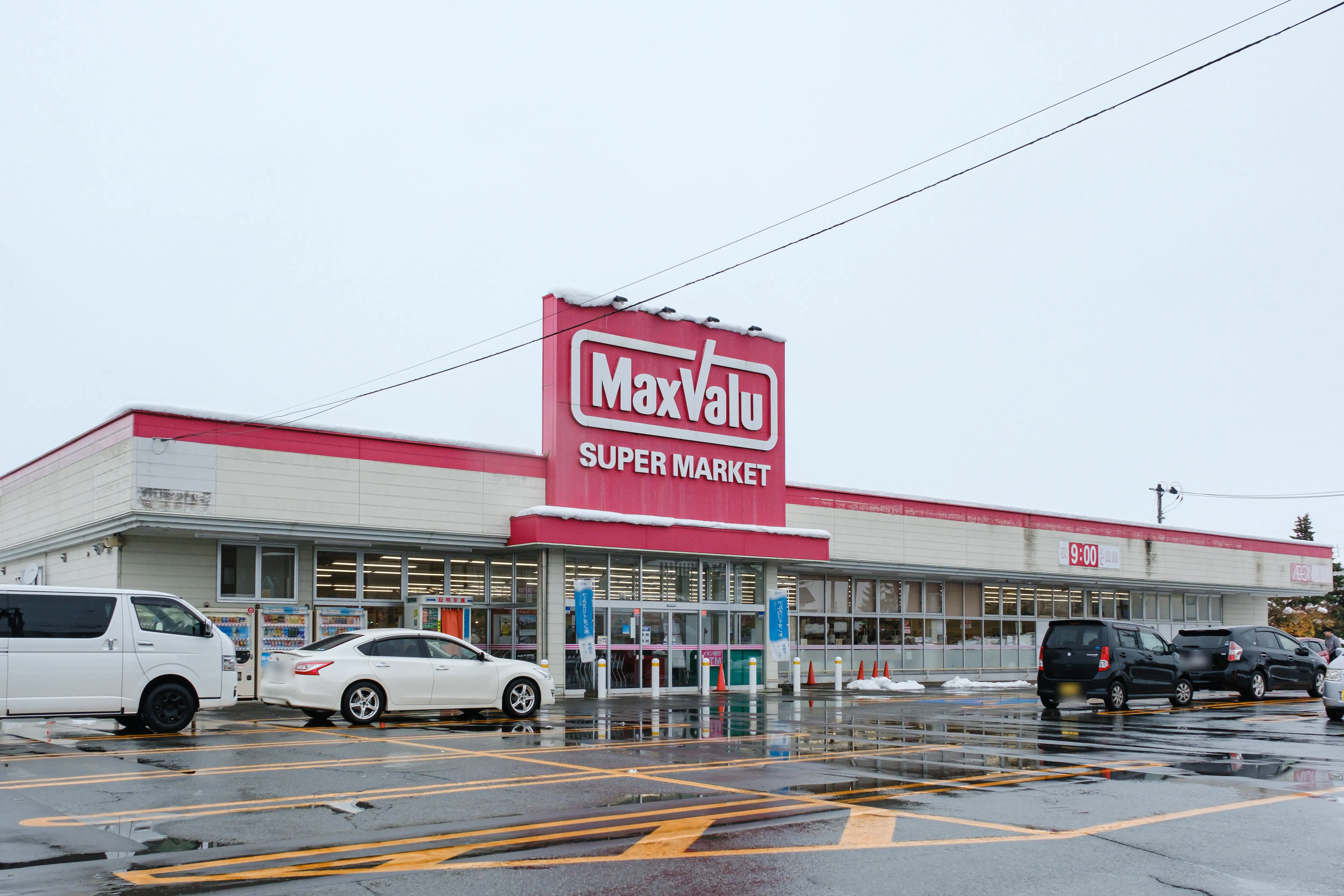 【マックスバリュ平鹿町店】各種プロモーションイベントに最適な店舗内にあるイベントスペース