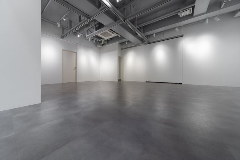 【明治神宮前駅5分】展示会やポップアップストアに最適なシンプルなイベントスペースの画像3