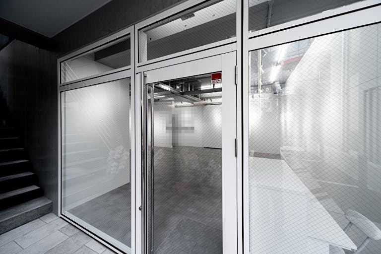 【明治神宮前駅5分】展示会やポップアップストアに最適なシンプルなイベントスペースの画像9