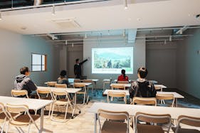 【箱根湯本駅7分】各種セミナーやワークショップ等様々な用途に対応可能なプロジェクター付きの多目的イベントスペース