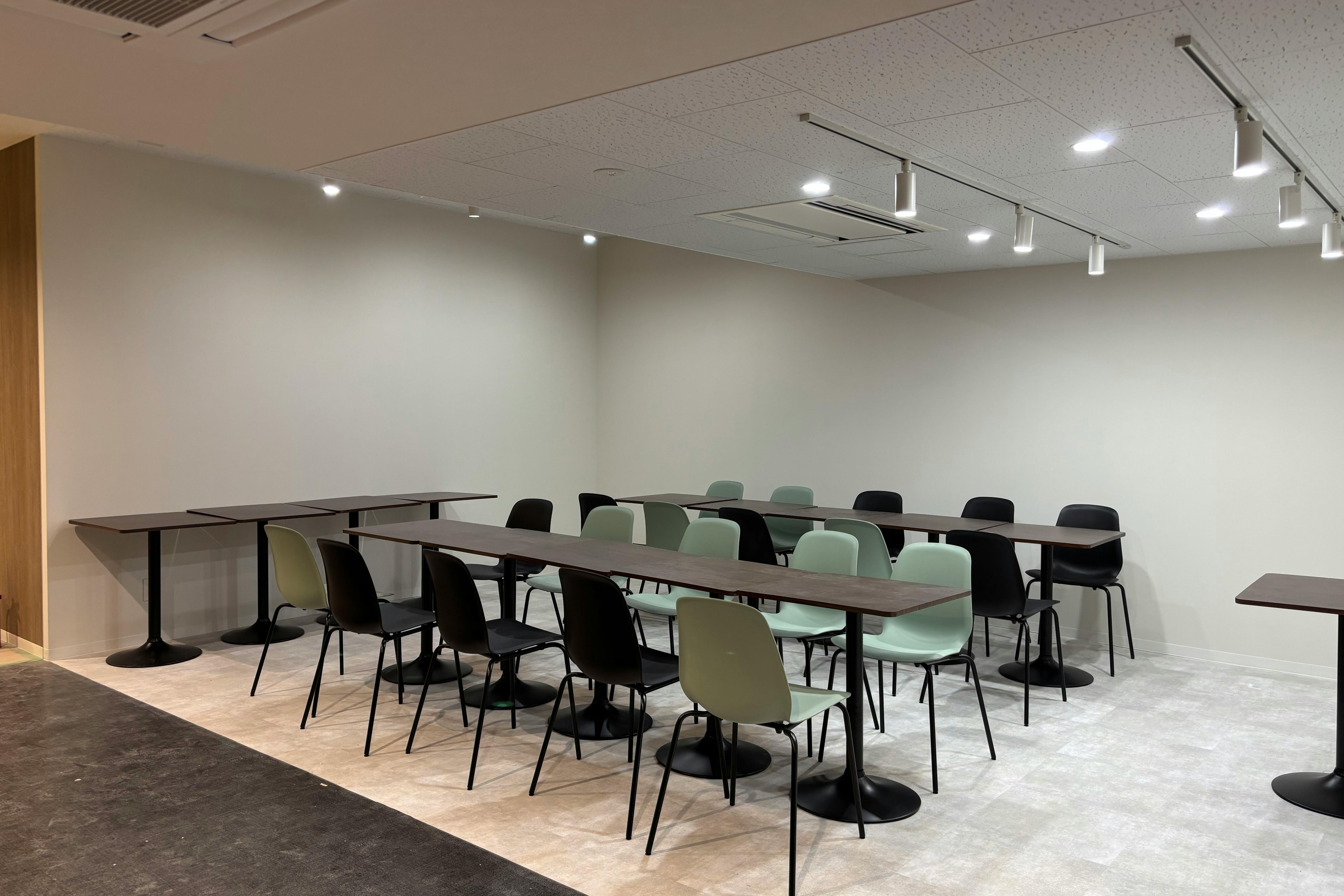 【戸田駅3分】ConecTodaさぼり場2号店!展示会やワークショップに最適!白壁でシンプルなイベントスペース