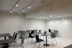 【戸田駅3分】ConecTodaさぼり場2号店!展示会やワークショップに最適!白壁でシンプルなイベントスペース