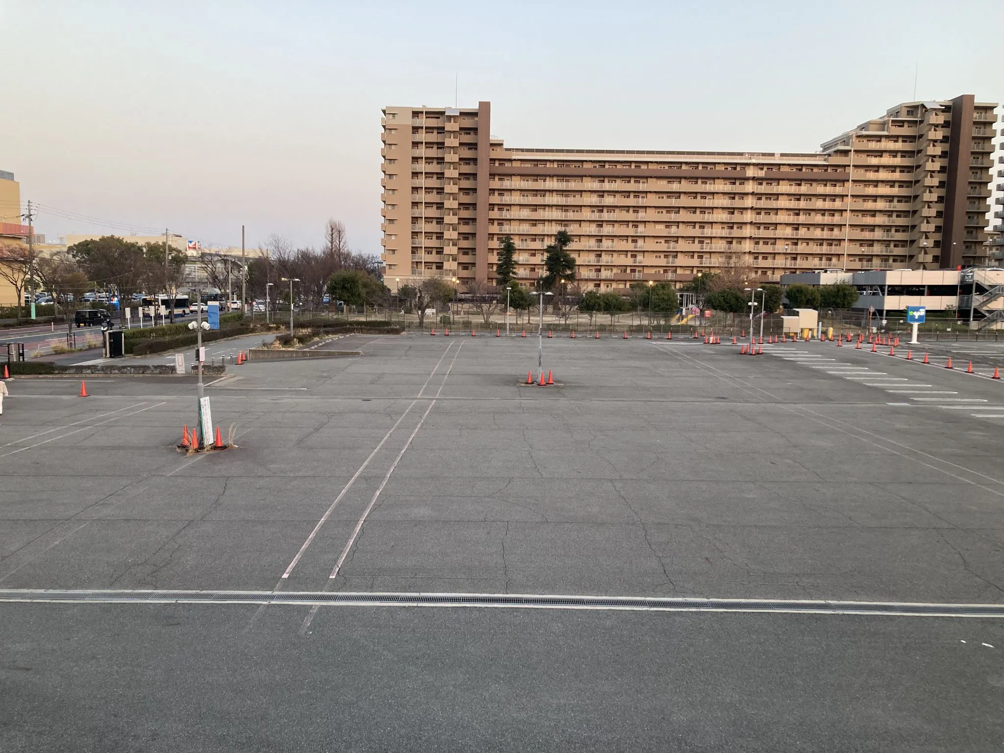 【ららぽーと甲子園】G駐車場