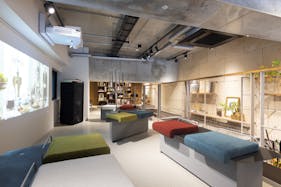 【西長堀駅1分】ポップアップストアや展示会等に最適な路面店の花屋に併設された音響機器の整ったイベントスペース