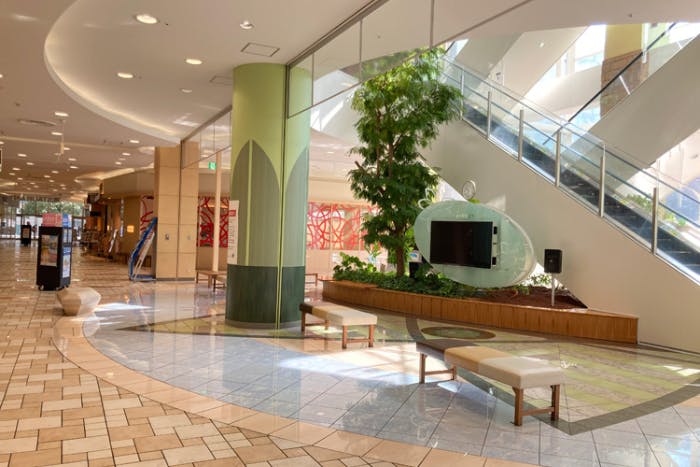 【イオンモール千葉ニュータウン】モール棟1Fガーデンコート