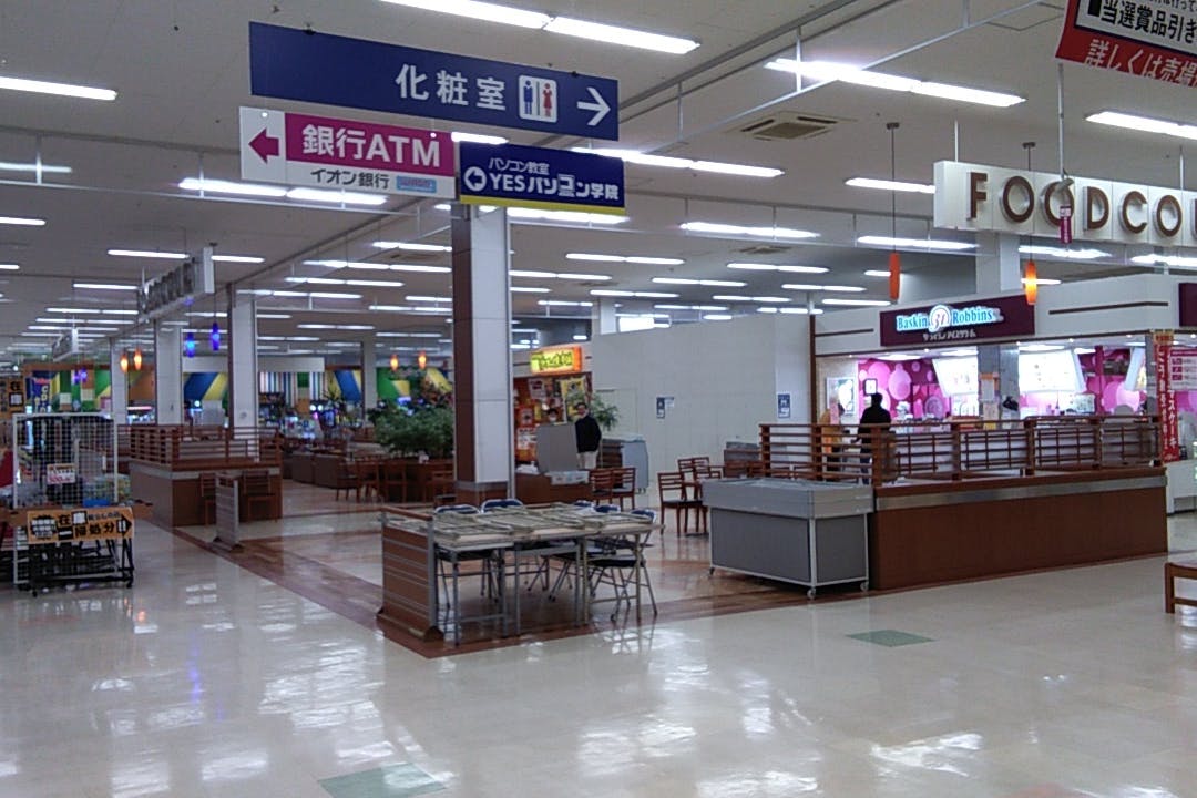 【イオンスーパーセンター 盛岡渋民店】物販やプロモーションに最適なフードコート横のイベントスペース