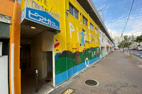 【三宮高架商店街 ピアザkobe 山側No.50】ポップアップストアや販売促進イベントに最適な高架下商店街内のイベントスペース