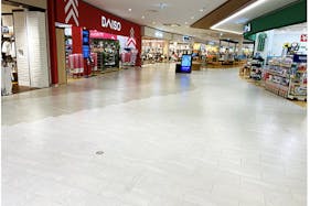 【イオンモール白山】3階東側通路