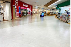 【イオンモール白山】3階東側通路