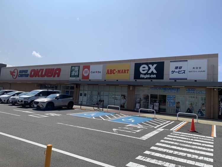 【オークワセントラルシティ和歌山】携帯キャリアのプロモーションに適したベーカリー横(イートイン側)スペース