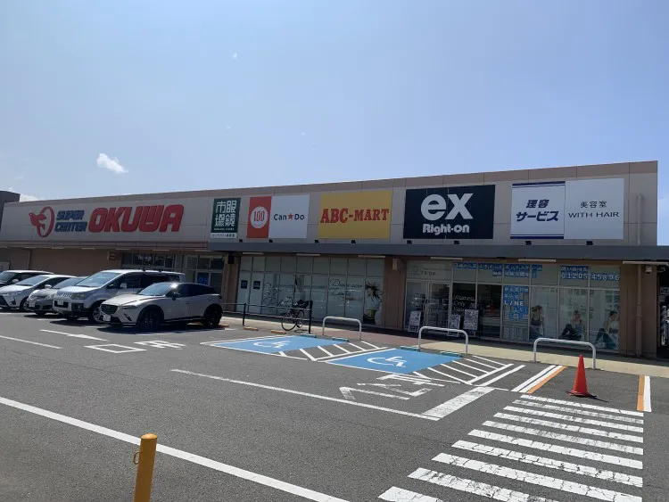 【オークワセントラルシティ和歌山】携帯キャリアのプロモーションに適したベーカリー横(イートイン側)スペース